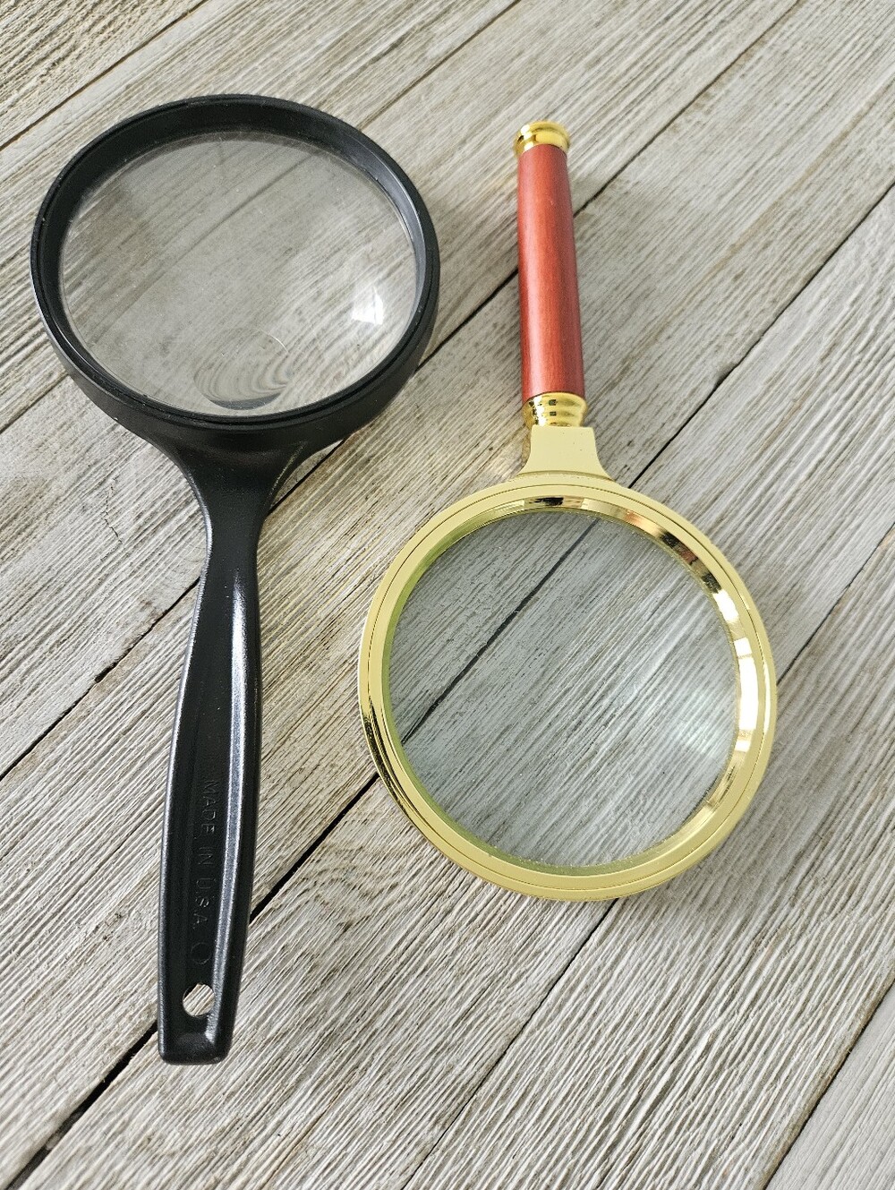 Pair of Handheld Magnifying Glasses Set - Black and Gold with Brown Handles Lot.